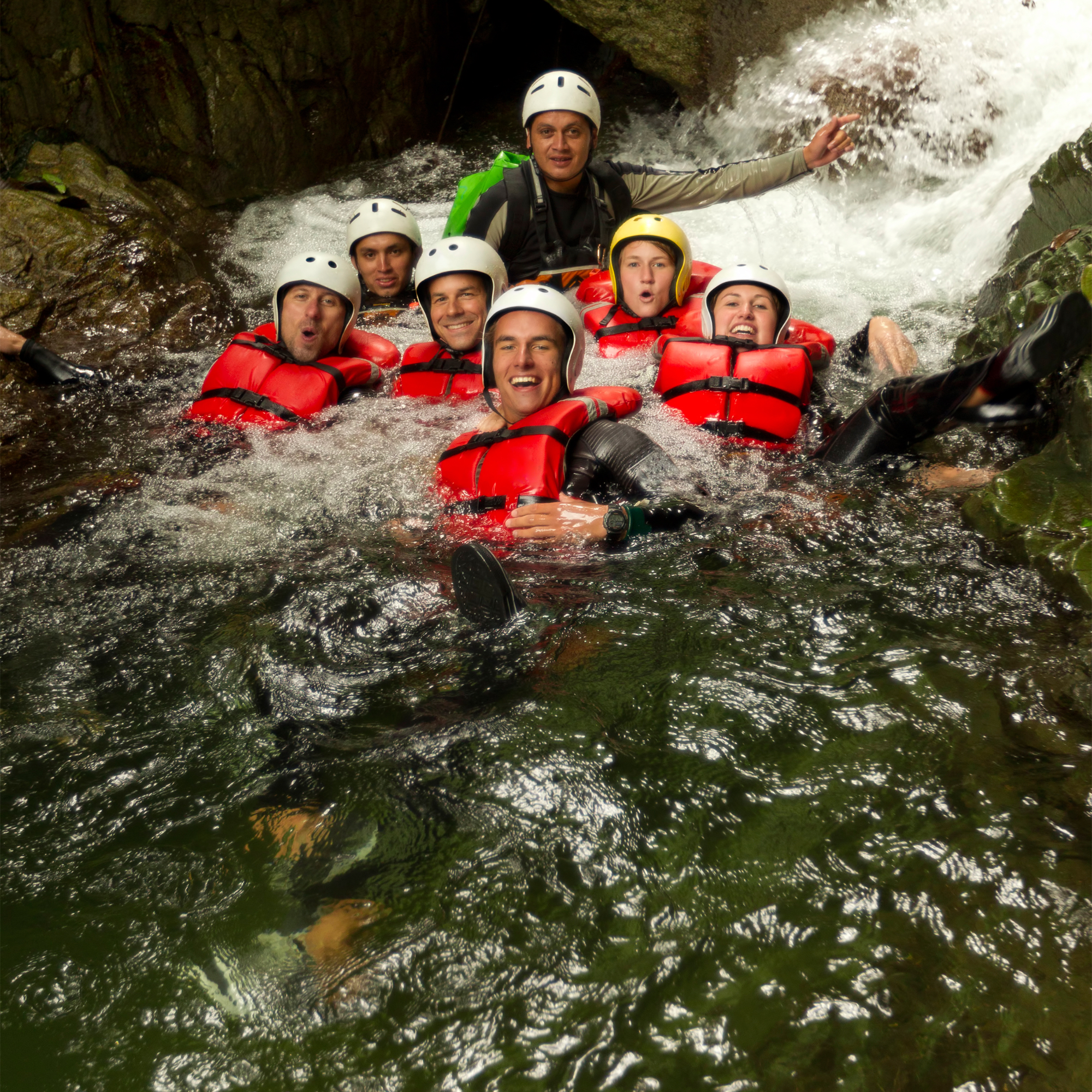 Canyoning je za prijatelje lahko res lepa aktivnost